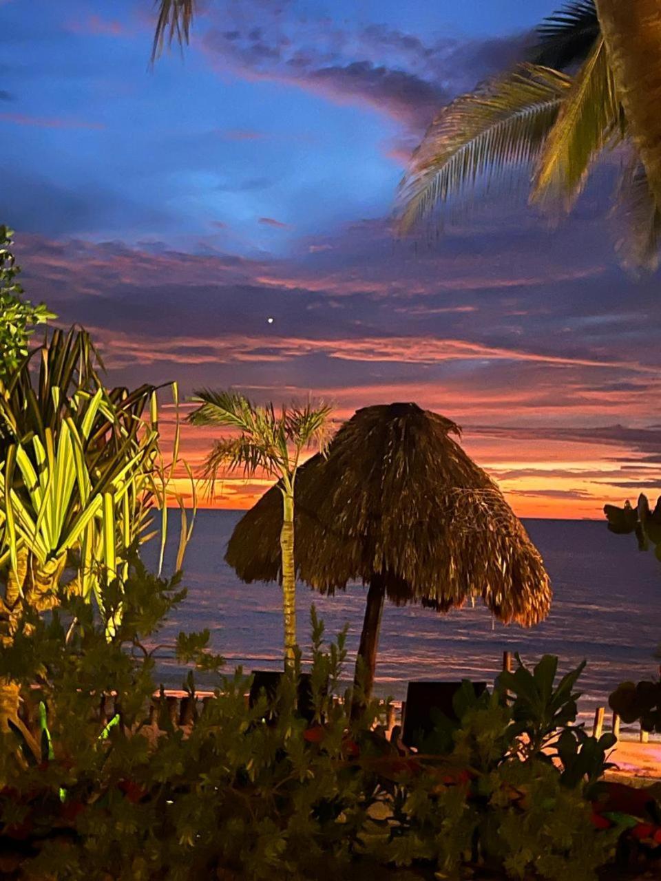 Casa Tom Tom - Adults Only Bed & Breakfast Holbox  Eksteriør bilde